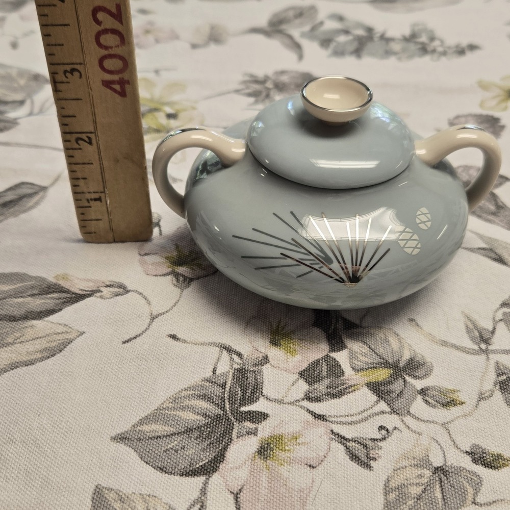 Franciscan Silver Pine Sugar Bowl with Lid, MCM - Picture 6 of 7